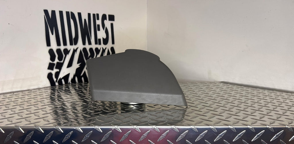 2003-07 Chevy/GMC Silverado/Sierra Seat Belt Adjuster Trim Cover Panel L Driver