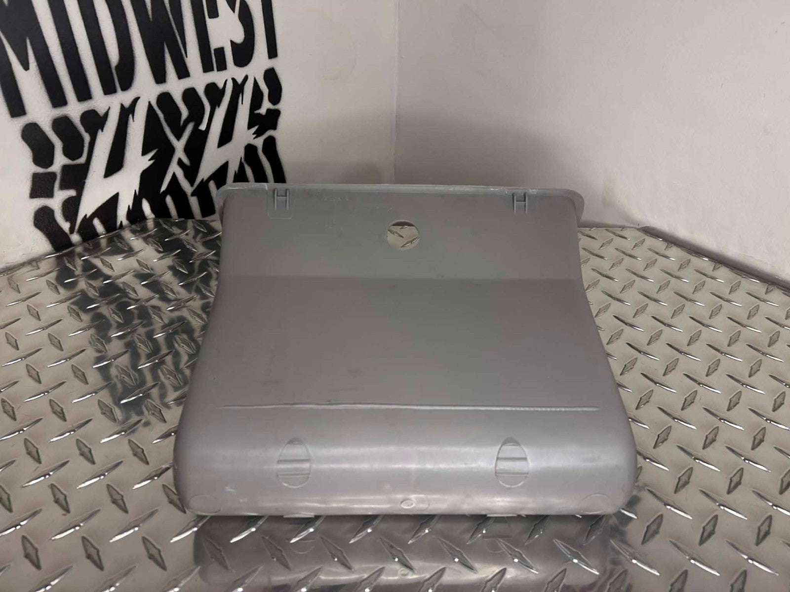 1988-98 Chevy/GMC C/K Ext. Cab Rear Interior Storage Cubby Silverado Sierra OEM